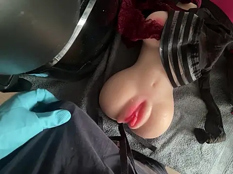 Cumvirgin6999 online show from May 2026 06:04:02 PM