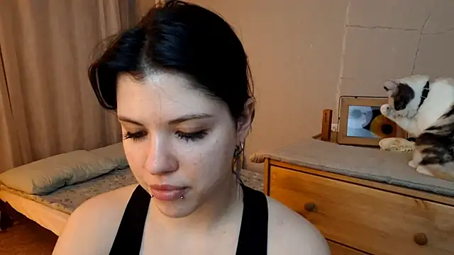 MiaTemptress online show from April 2026 02:23:02 PM