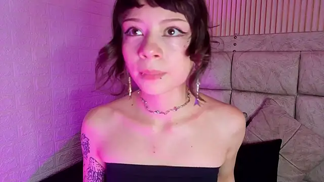 Snapshot of AnyaDobe1 chatting on March 2026 02:32:01 PM AnyaDobe1 online show from March 2026 02:32:01 PM