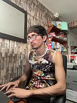 jhosuamoore online show from July 2026 08:33:02 PM