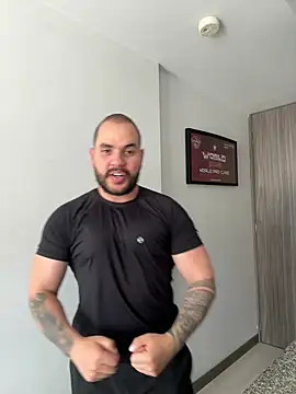 Axel Dominus online show from May 2026 06:14:02 PM