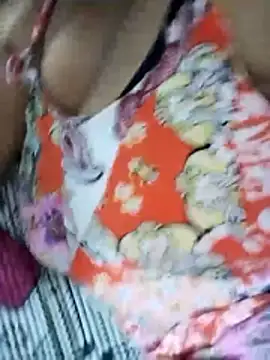 Snapshot of anjupere chatting on April 2026 07:25:02 AM anjupere online show from April 2026 07:25:02 AM