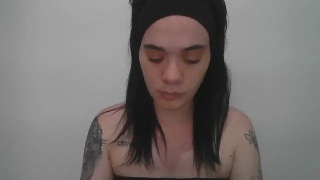 Snapshot of anastasia-evans chatting on April 2026 05:24:02 PM anastasia-evans online show from April 2026 05:24:02 PM