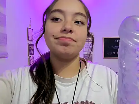cherry valeria online show from May 2026 06:09:02 AM