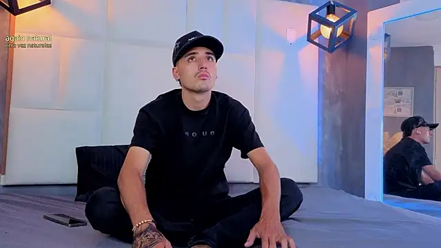 Hadrian Torres online show from March 2026 01:03:02 PM