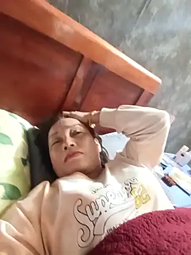 Snapshot of Lyly22x chatting on March 2026 02:31:02 PM Lyly22x online show from March 2026 02:31:02 PM