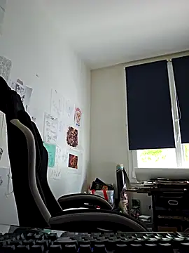 dufatcock online show from April 2026 12:23:01 PM