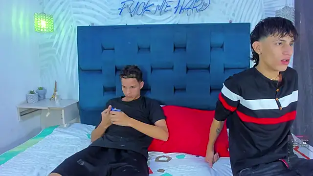 Only3Trio online show from April 2026 06:10:01 PM