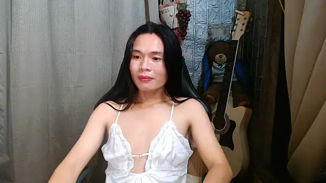 small 13 online show from May 2026 03:28:01 PM