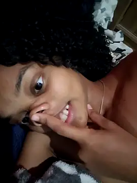 Snapshot of marialuiza2027 chatting on April 2026 06:16:01 PM marialuiza2027 online show from April 2026 06:16:01 PM