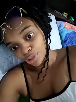 marialuiza2027 online show from May 2026 11:38:02 AM