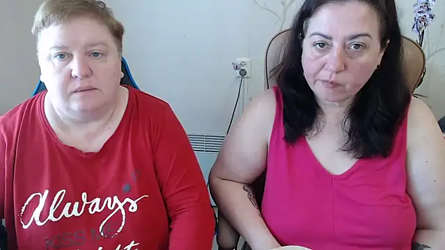 Snapshot of Lindy-Jeanie chatting on May 2026 07:58:01 AM Lindy-Jeanie online show from May 2026 07:58:01 AM
