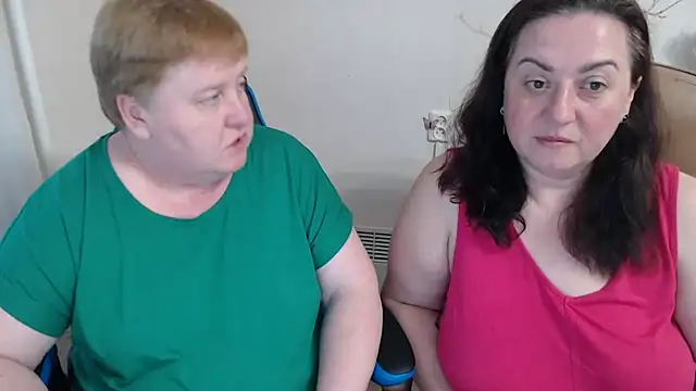 Snapshot of Lindy-Jeanie chatting on May 2026 05:08:02 PM Lindy-Jeanie online show from May 2026 05:08:02 PM