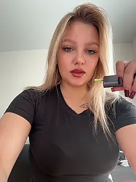 bettyloveu online show from June 2026 04:03:02 AM