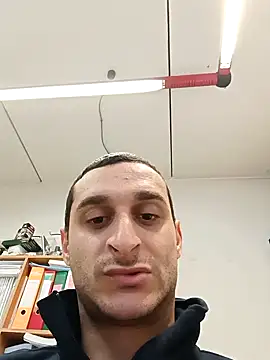 Snapshot of gabry21e5 chatting on April 2026 06:05:02 AM gabry21e5 online show from April 2026 06:05:02 AM