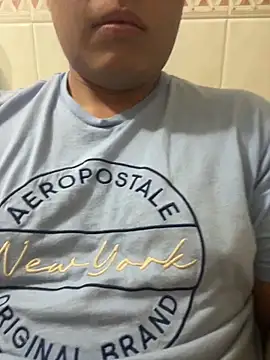 Snapshot of DanielZz69 chatting on March 2026 04:51:02 AM DanielZz69 online show from March 2026 04:51:02 AM