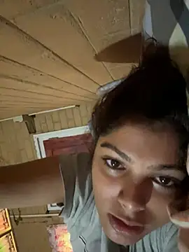 Snowygirl11 online show from June 2026 05:57:02 AM