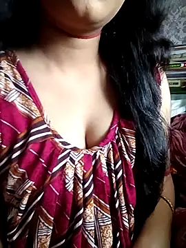 Snapshot of tina2005 chatting on March 2026 10:40:01 AM tina2005 online show from March 2026 10:40:01 AM