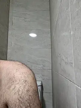 bigmillz32 online show from May 2026 11:32:01 PM