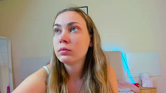 MelanieCuty online show from July 2026 05:36:01 AM