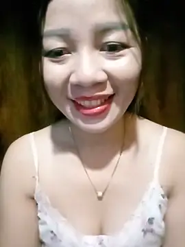Yiyi102300 online show from June 2026 11:31:01 AM