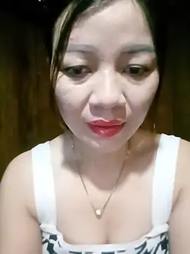 Yiyi102300 online show from June 2026 12:19:01 AM