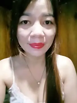 Yiyi102300 online show from June 2026 11:07:01 PM