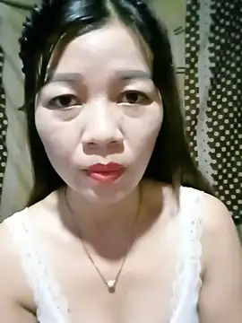 Yiyi102300 online show from June 2026 04:35:02 AM