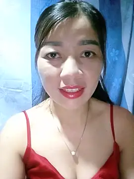Yiyi102300 online show from July 2026 04:48:01 AM