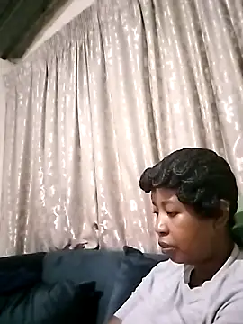 Prettylicou online show from May 2026 09:22:02 PM