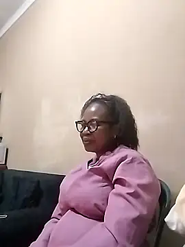 Prettylicou online show from May 2026 11:31:02 PM