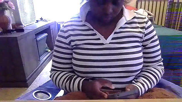 shellsjsj online show from March 2026 05:52:02 PM