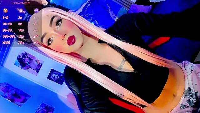 blonde queen- online show from June 2026 07:30:01 PM