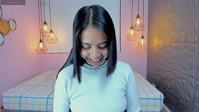 Snapshot of Magic_oliviah chatting on June 2026 12:04:02 PM Magic oliviah online show from June 2026 12:04:02 PM