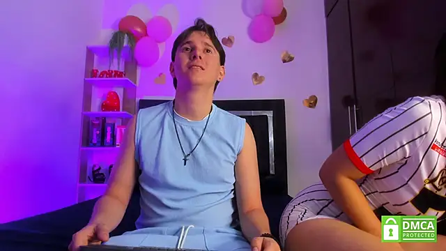 Mariana and Ronny online show from May 2026 10:15:02 PM