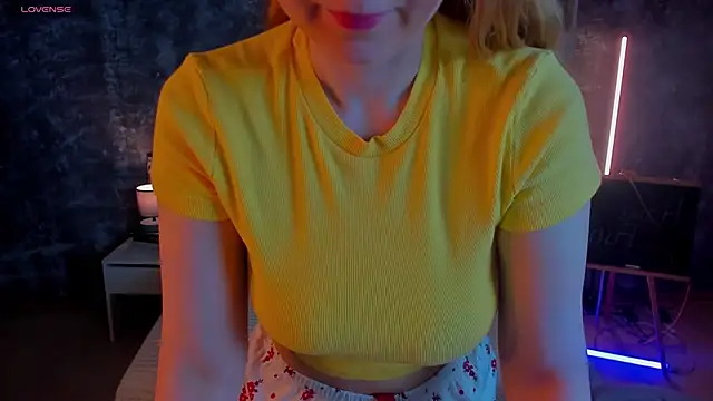 Shiny Liss online show from May 2026 01:36:02 AM
