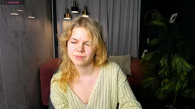 ElizabethVane online show from June 2026 05:30:02 AM