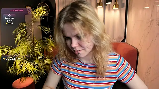 ElizabethVane online show from June 2026 05:42:02 AM