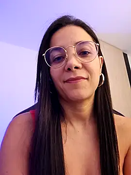 Snapshot of miaeyex chatting on April 2026 09:06:02 PM miaeyex online show from April 2026 09:06:02 PM