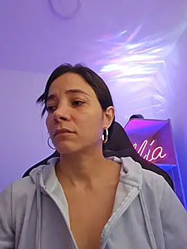 miaeyex online show from June 2026 12:07:02 PM