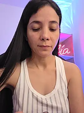 miaeyex online show from July 2026 03:21:02 PM