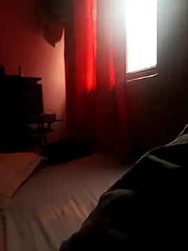 Snapshot of DamianDistroyer chatting on March 2026 06:34:02 PM DamianDistroyer online show from March 2026 06:34:02 PM