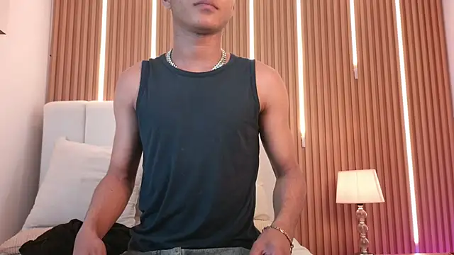 Kelvin Josue online show from May 2026 08:15:01 PM