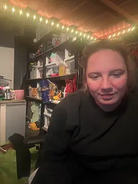 Snapshot of curvyneon chatting on March 2026 07:07:02 PM curvyneon online show from March 2026 07:07:02 PM