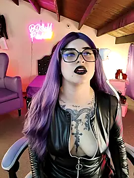 Snapshot of LilithDark666 chatting on May 2026 01:05:01 PM LilithDark666 online show from May 2026 01:05:01 PM