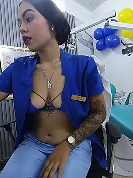 daniela-sexy online show from June 2026 03:33:01 PM