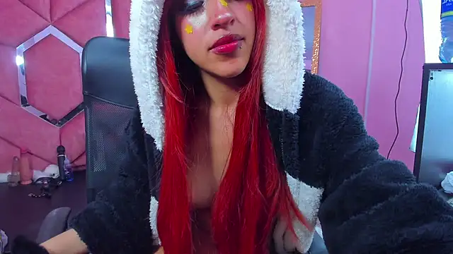 Lilit Starr online show from July 2026 06:26:01 PM