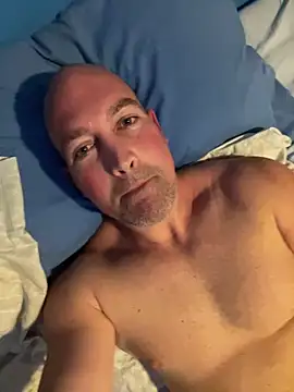 Snapshot of BadboyBilly4481 chatting on March 2026 04:07:02 AM BadboyBilly4481 online show from March 2026 04:07:02 AM