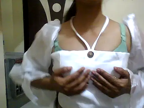 Sonam1186 online show from April 2026 06:46:02 PM