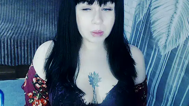 LollyVee online show from March 2026 09:40:02 PM